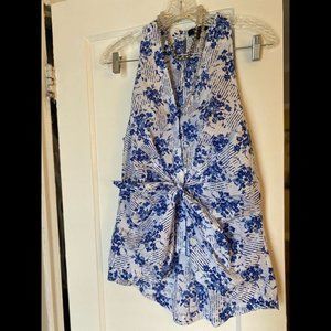 NWT Blue & White Kaari Floral Blouse with Tie Front 10